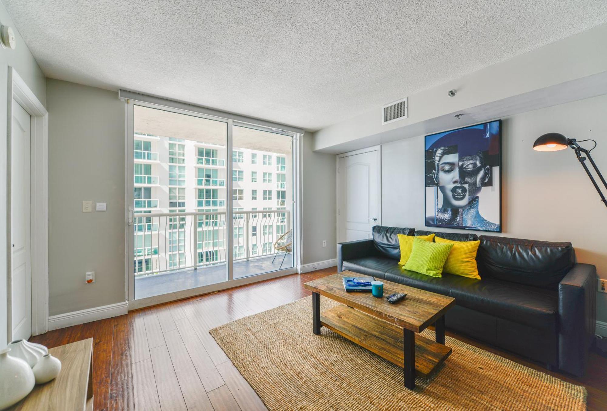 Amazing 3 Bedroom Condo At Brickell With Pool Miami Exterior foto