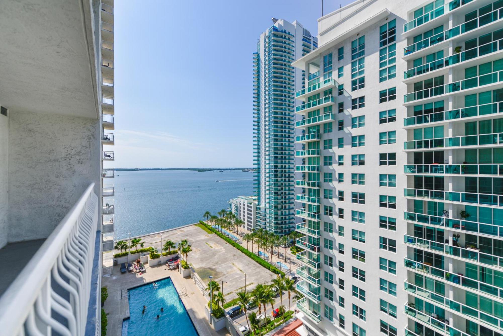 Amazing 3 Bedroom Condo At Brickell With Pool Miami Exterior foto