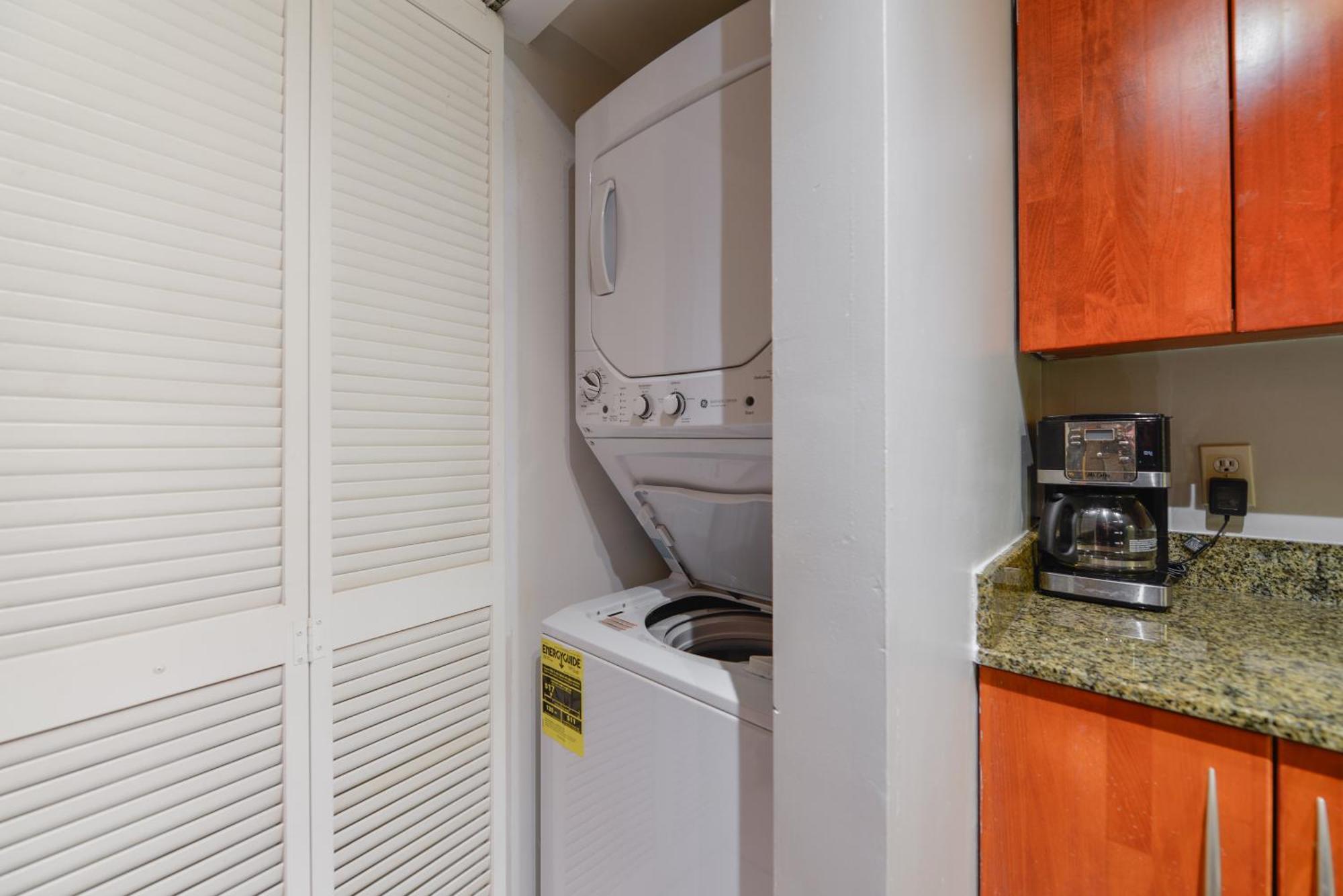 Amazing 3 Bedroom Condo At Brickell With Pool Miami Exterior foto
